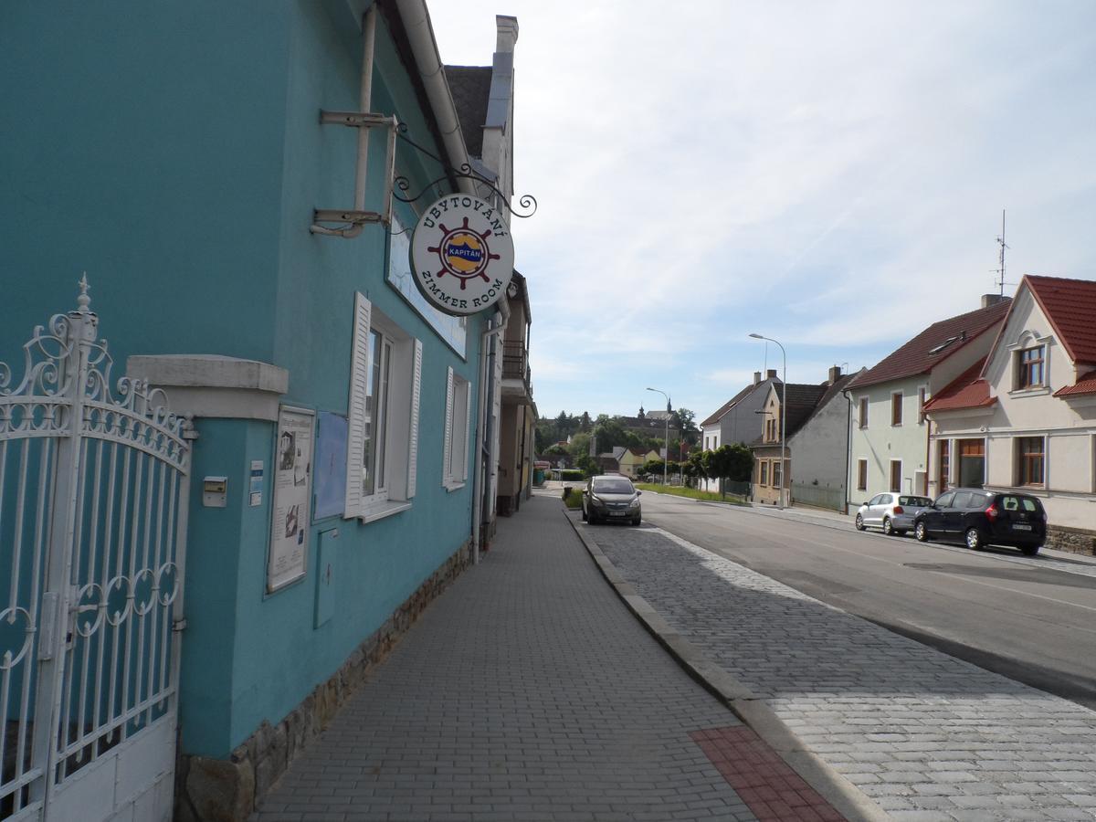 Penzion Kapitan Jindrichuv Hradec Luaran gambar
